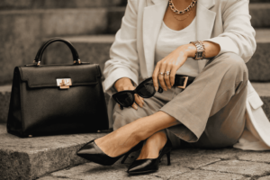 10 Ways to Look Elegant on a Budget image